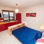 فندق مبيت وإفطار Dom Na Wzgorzu Gardenia Stronie Śląskie