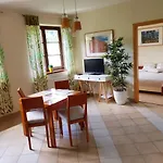 Dom Na Wzgorzu Gardenia فندق مبيت وإفطار Stronie Śląskie