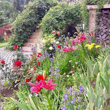 Bed and breakfast Dom Na Wzgórzu Gardenia 3*