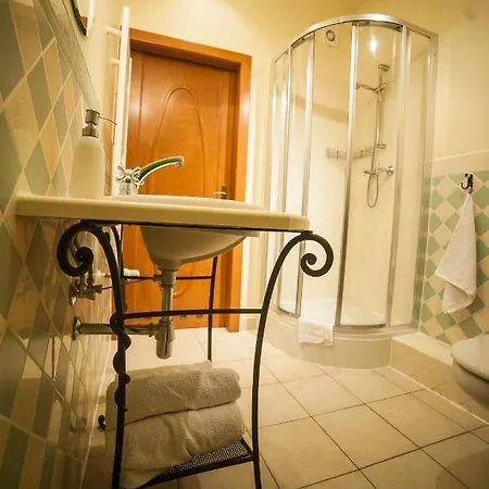 Bed and breakfast Dom Na Wzgórzu Gardenia 3*