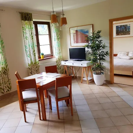 Dom Na Wzgórzu Gardenia Bed and breakfast Stronie Śląskie