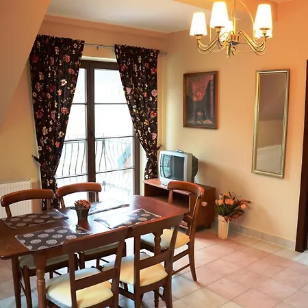 Bed and breakfast Dom Na Wzgórzu Gardenia 3*